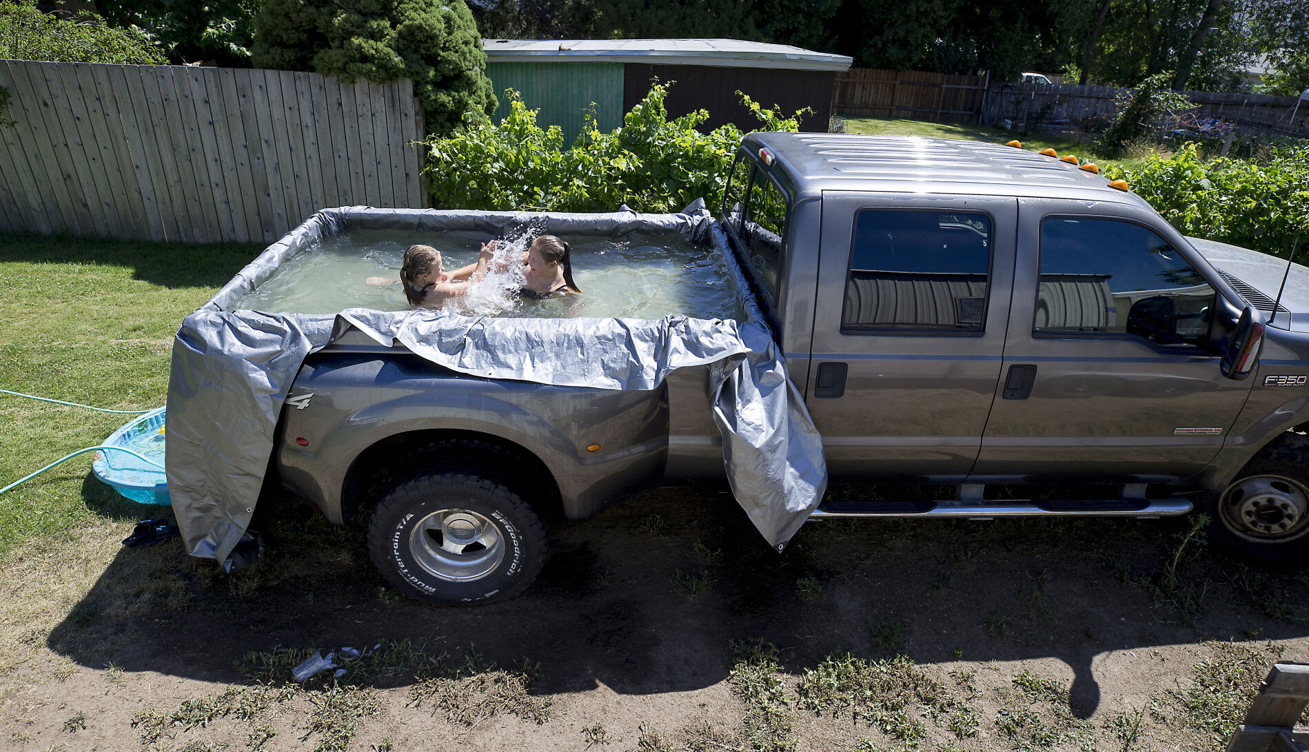 210629-newsphoto-hothothot 01.jpg